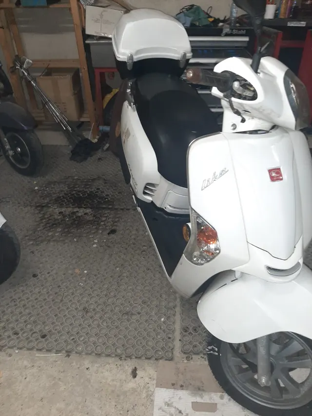 KYMCO LIKE — SC-00031 — 8/8
